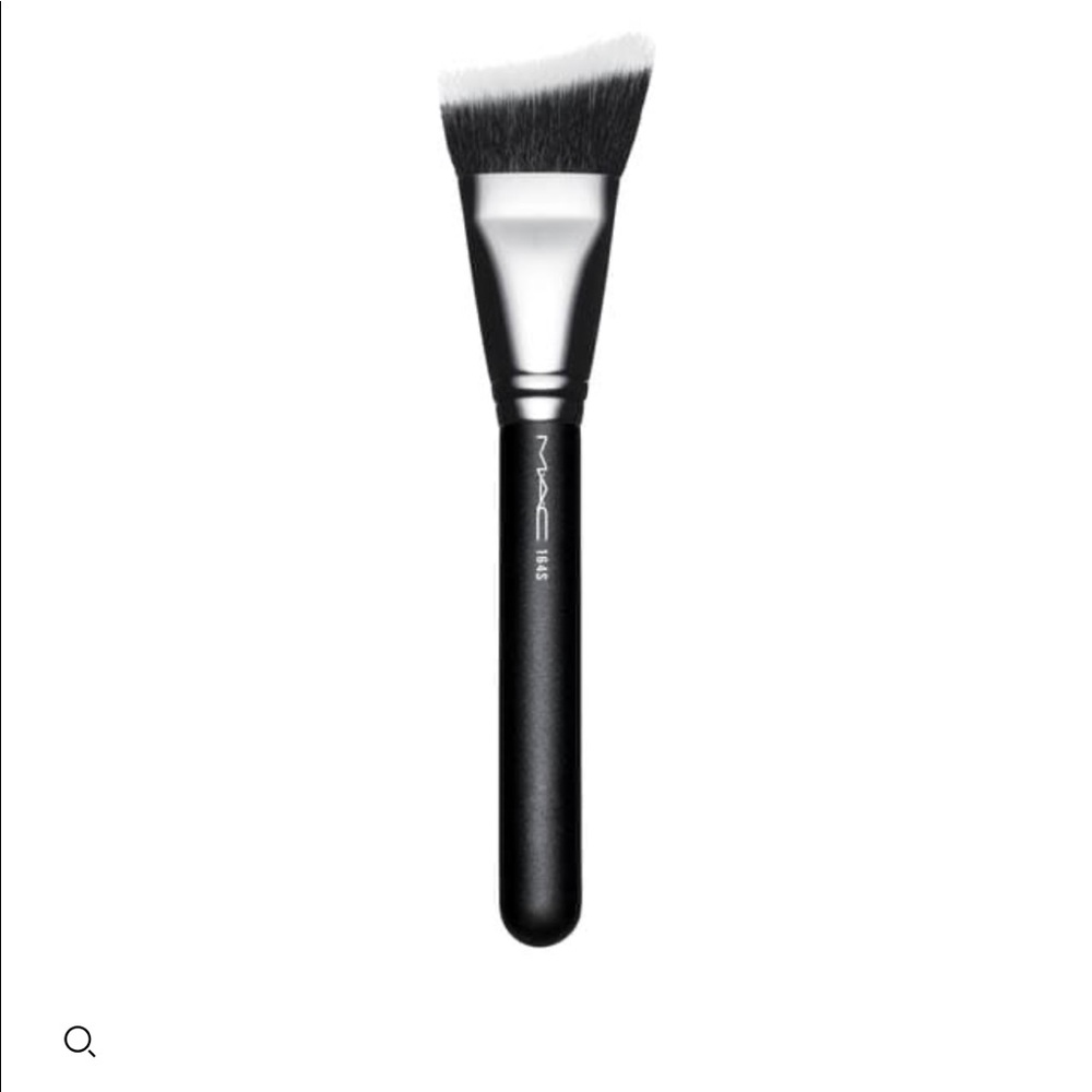 MAC brush 164